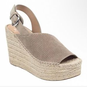 MARC FISHER ANDELA PLATFORM WEDGE ESPADRILLE